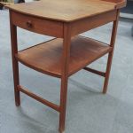 739 4400 BEDSIDE TABLE